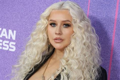 Christina Aguilera Nude Pics — Full Collection!